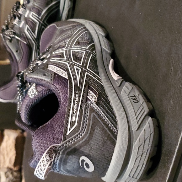 NWOT - Asics Gel-Venture 7 - Picture 7 of 10